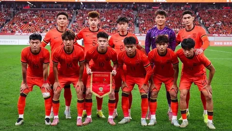 吴孟达生命终结瞬间：呼唤声中奋力睁眼，周星驰深情缅怀